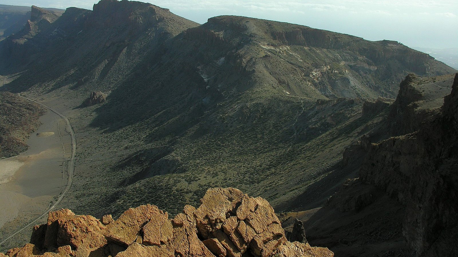 Vista desde Guajara del camino en la Hoya del Montón de Trigo | Carlos Velázquez García